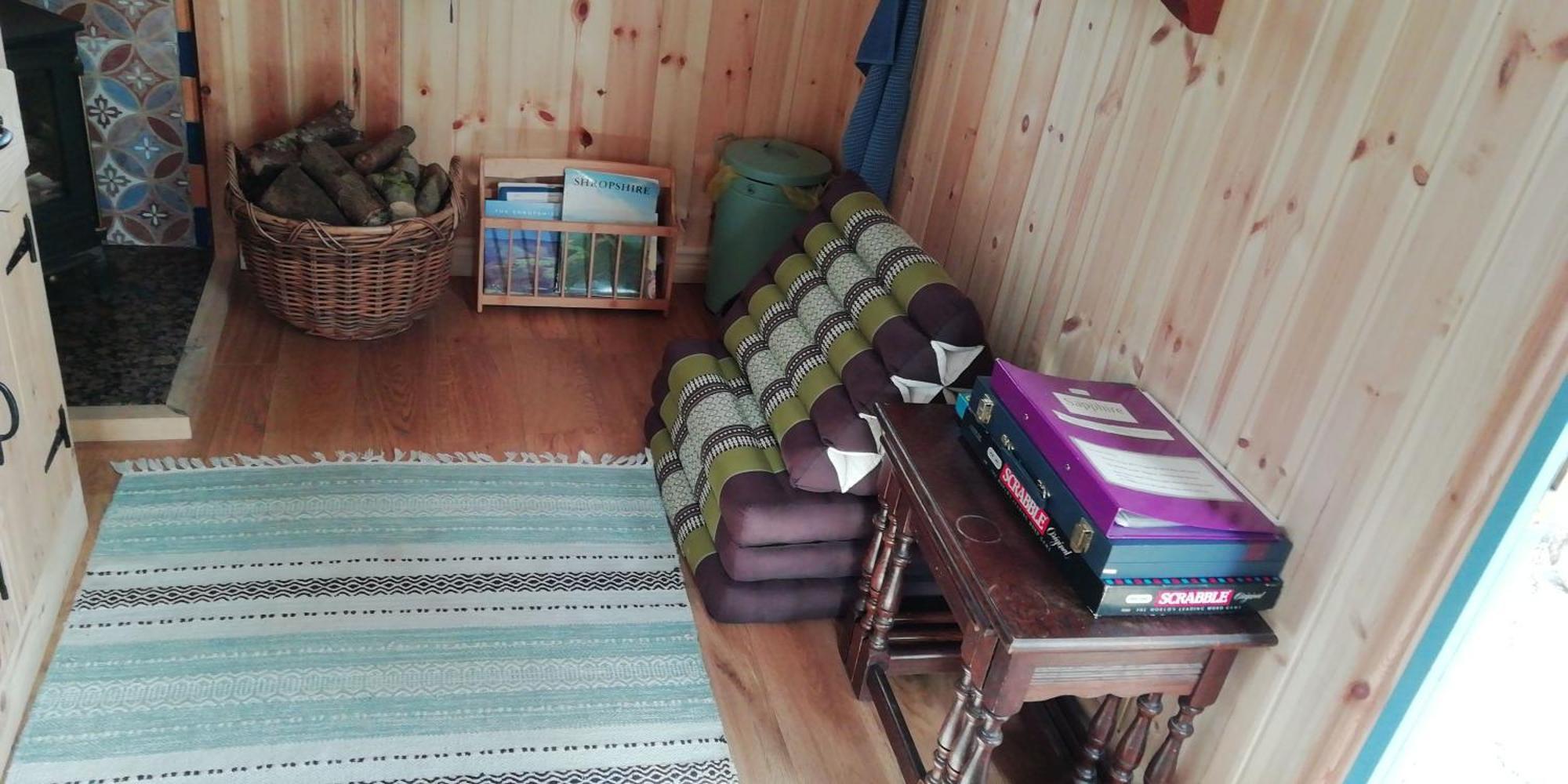 Sapphire Forest Garden Shepherd'S Hut Church Stretton Exterior foto